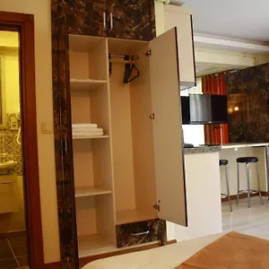carme-residence.istanbul-turkeyhotels.com/